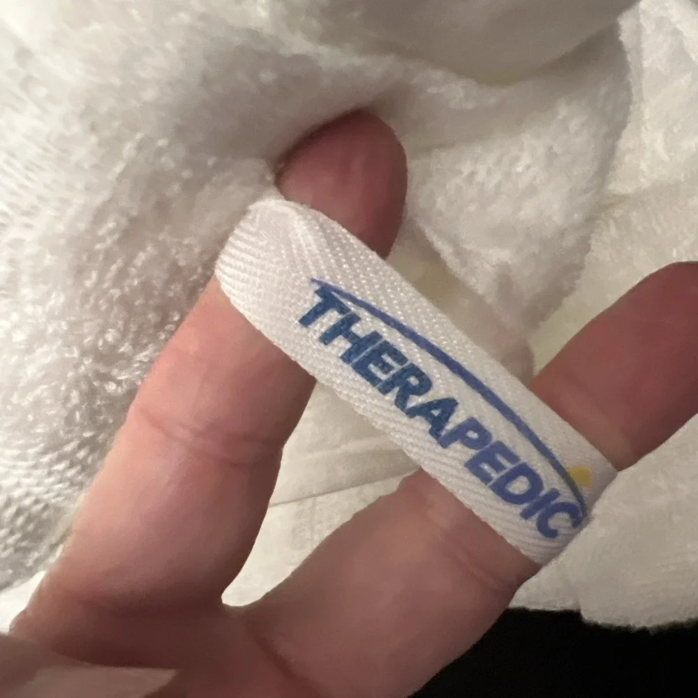 Therapedic White Bath Towel Cotton/Rayon Bamboo 30 x 56 Set of 3 Super Soft